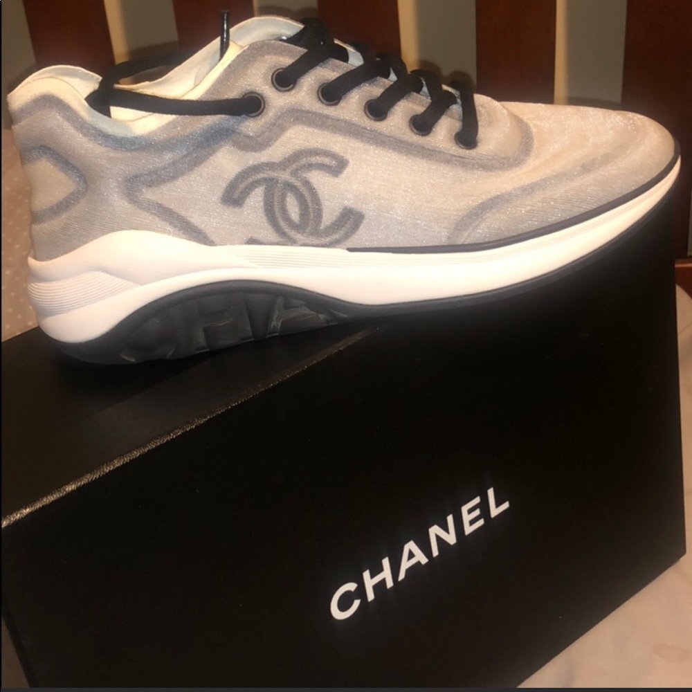 CHANEL WOMENS MESH SNEAKER